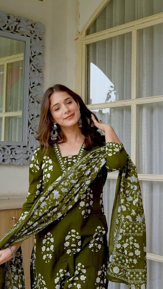 Women's Pure Cotton Printed Straight Kurta Set with Palazzo Pants & Dupatta - Image 2